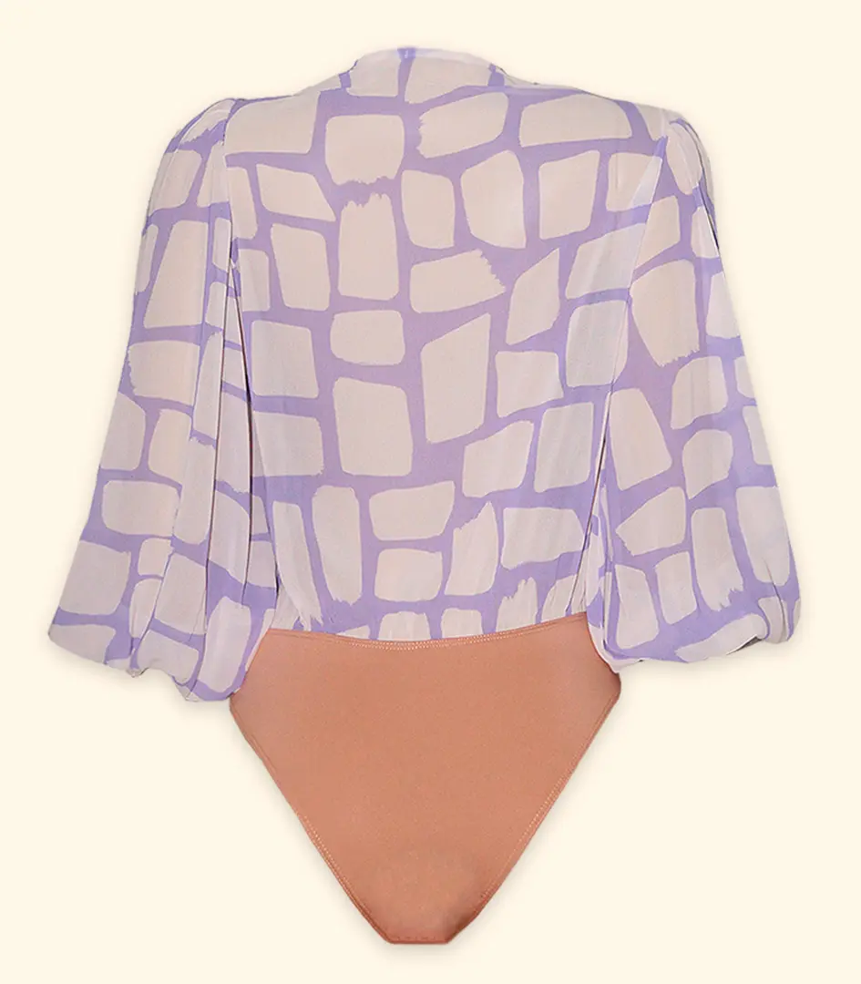 body-estampado-decote-transpasse-moda-casual-chic-04