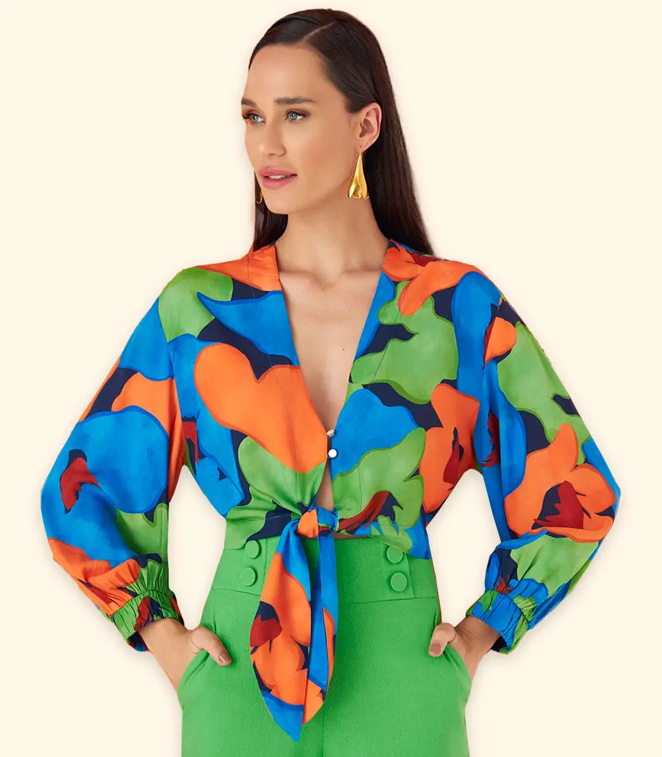 camisa-cropped-estampadao-com-amarracao-moda-casual-chic-01