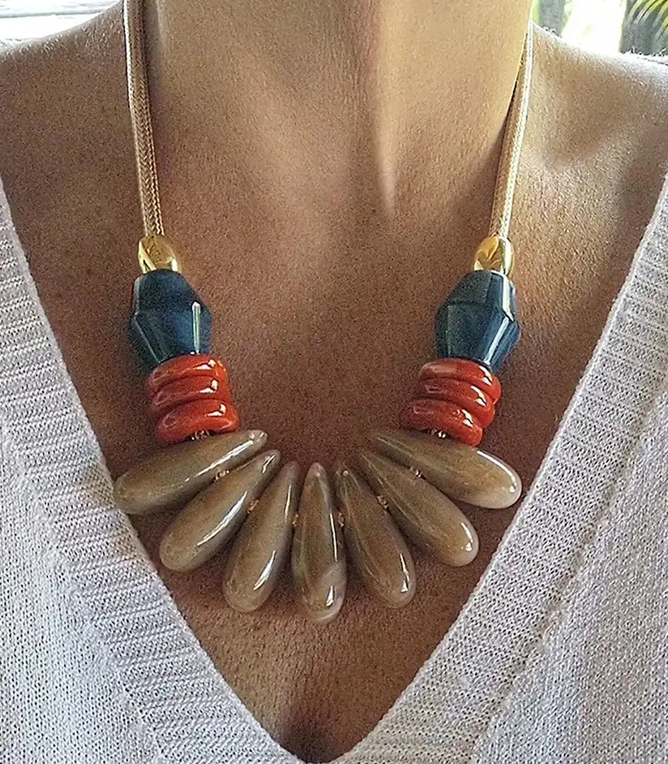 colar-fabiola-moda-casual-chic-01